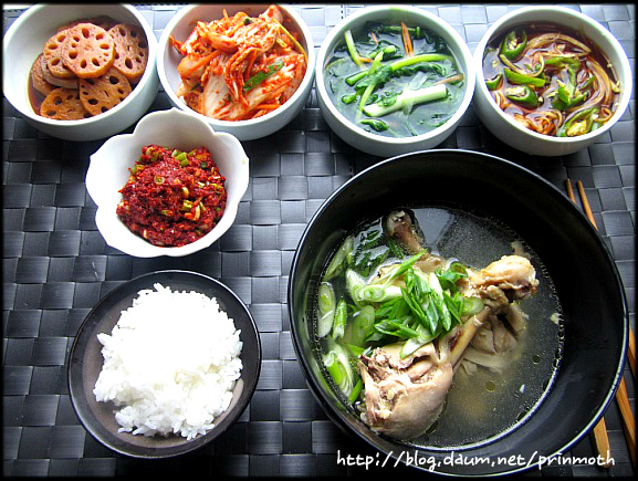 닭한마리닭곰탕 이미지