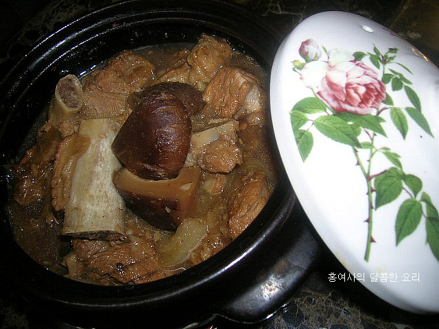 달콤 부드러운 돼지갈비찜