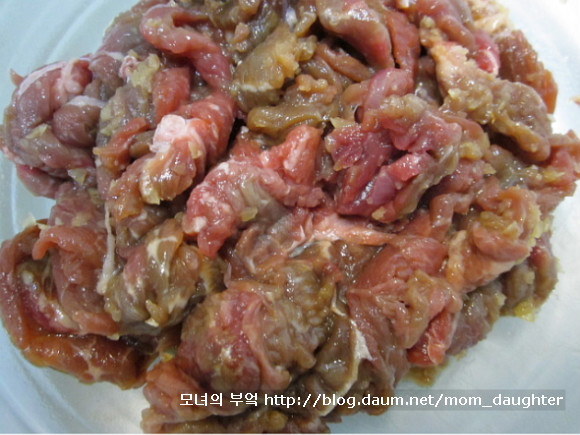 마지막까지 뜨겁고 맛있게 먹는<불뚝배기>