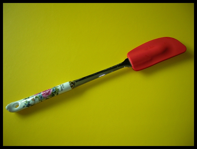 J&C글로벌- 실리콘 주걱으로 이유식 만들기