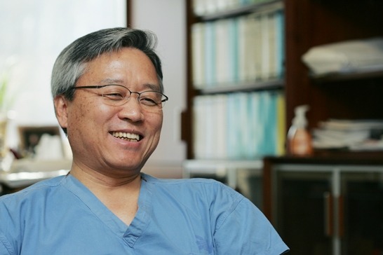 "폐암수술 권위자" 심영목 교수가 등산을 좋아하는 이유