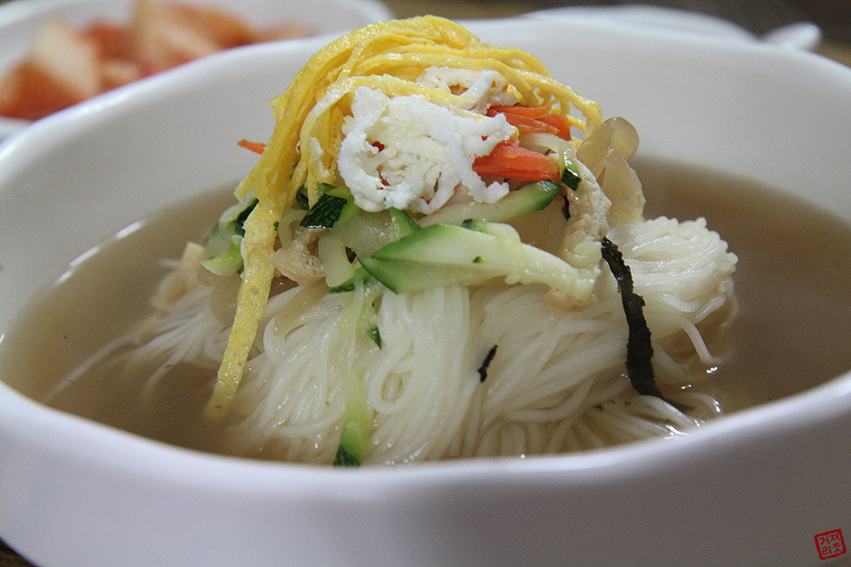 [대전맛집] 대전역맛집 : 아주 찐한 콩국물로 든든해요~"밀양국수" 대전맛집 대전동구맛집 대전역맛집