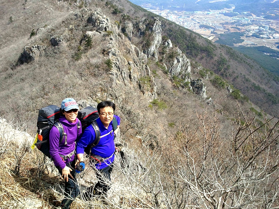 영남알프스 2 -영화같은 하늘 억새길 /신불산,영축산 종주/2013.3.16