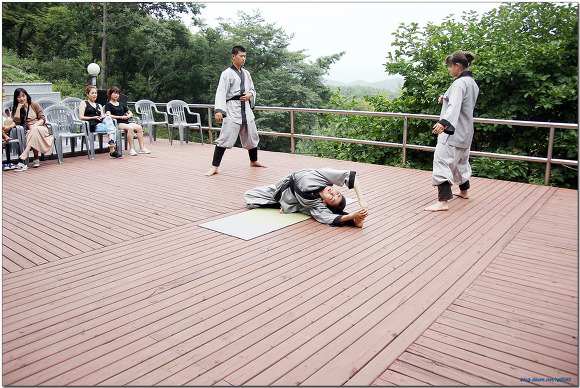 경주 대왕암, 골굴사(암) 