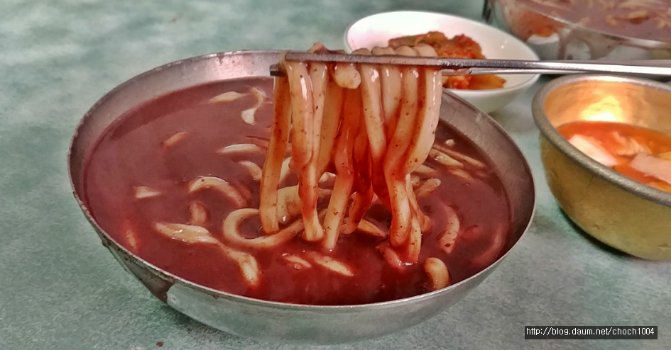 뜨끈한 팥죽과 새알죽... 이게 남도의 맛