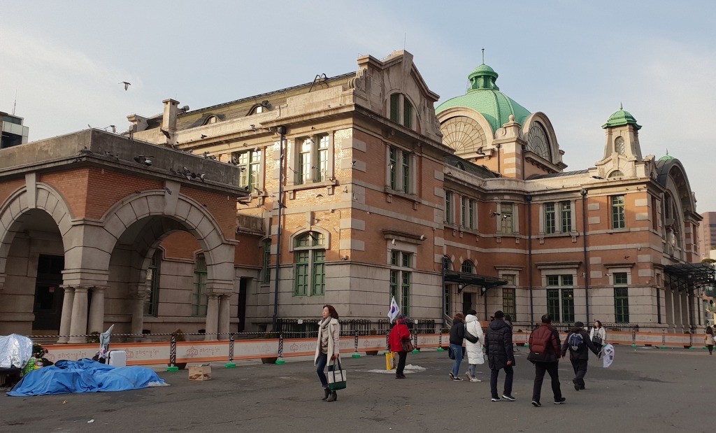새벽기차 이미지