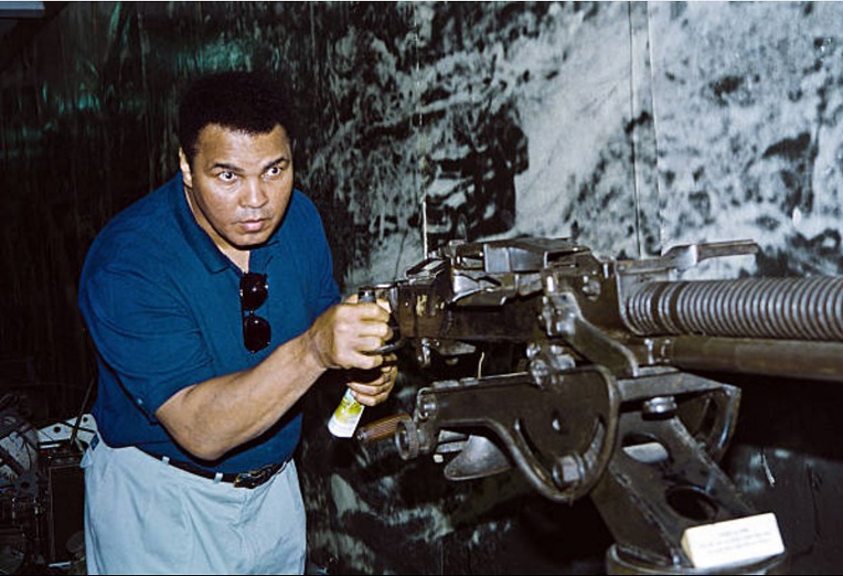 무하마드 알리와 베트콩의 12.7mm DShK 대공기관총 - Muhamad Ali & Viet Cong's DShk 12,7mm Anti Air craft Gun 